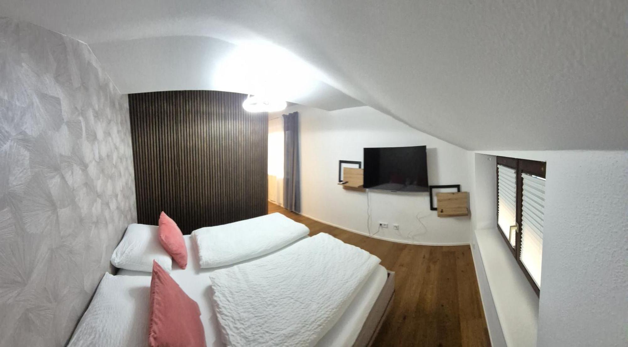 Ferienwohnung Nahe Gmunden Top 3 Pinsdorf Exterior photo
